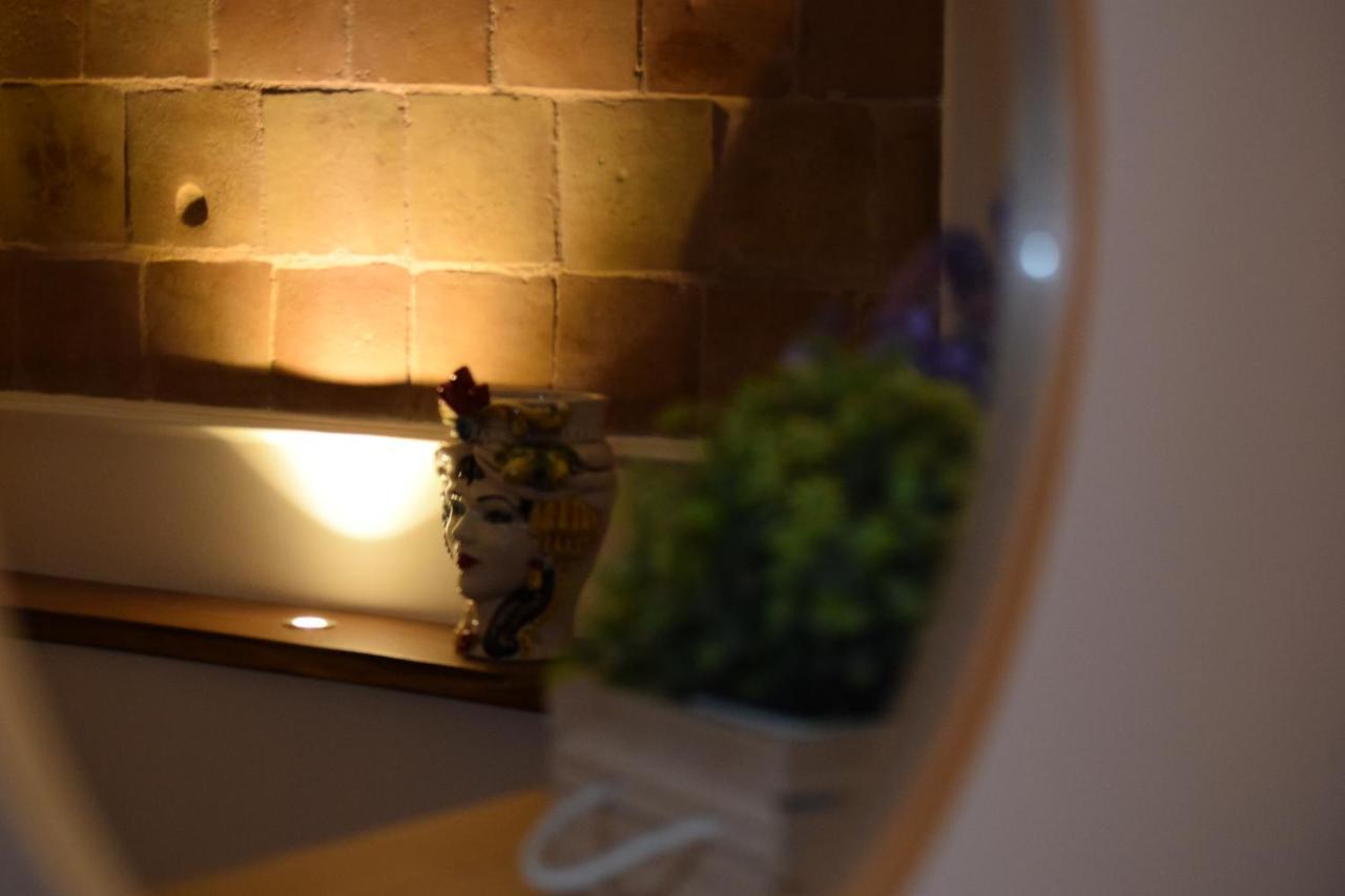Le Moresche Apartment Catania Bagian luar foto