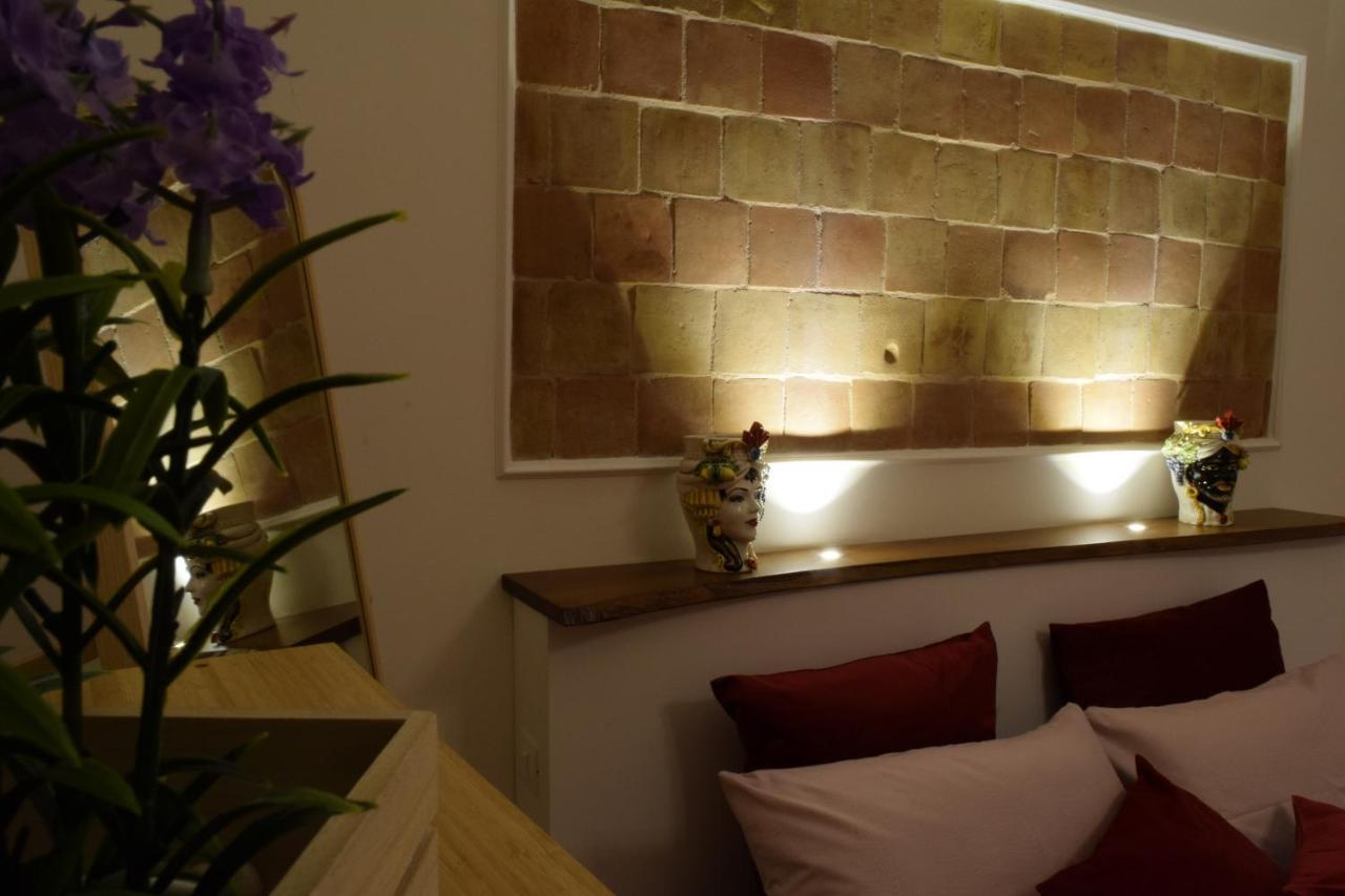 Le Moresche Apartment Catania Bagian luar foto