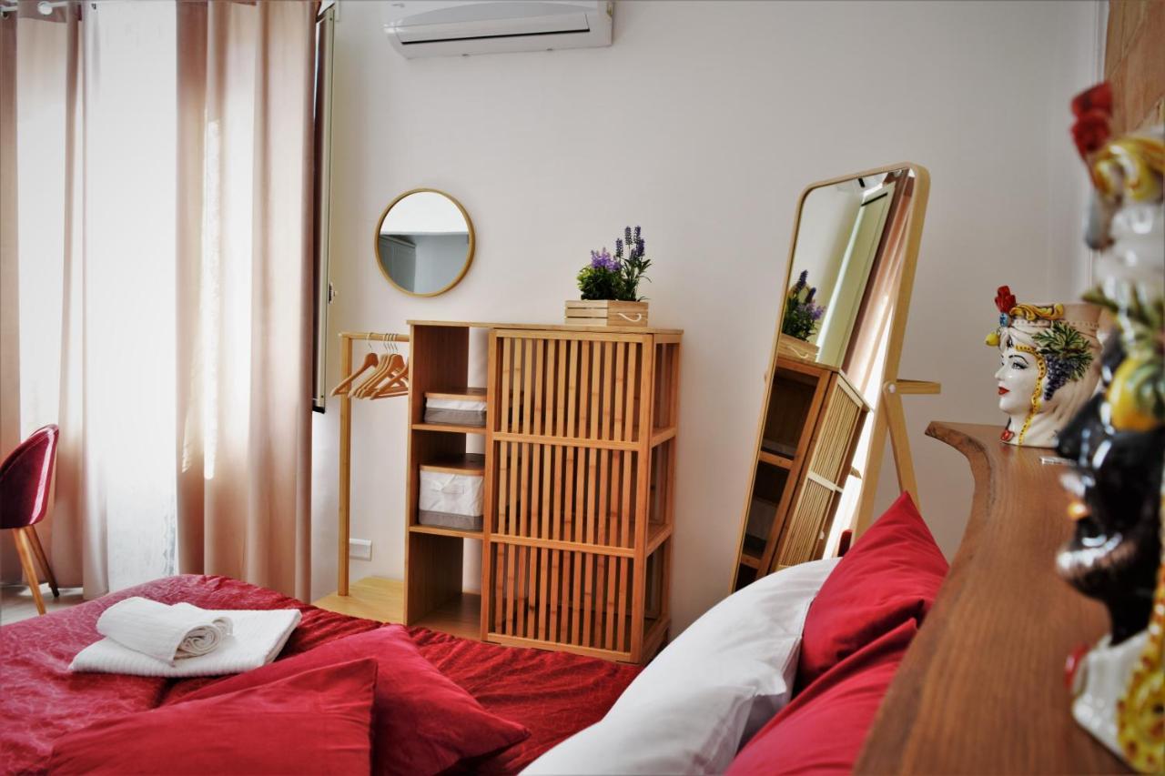 Le Moresche Apartment Catania Bagian luar foto